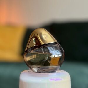 MERIT Retrospect™ L'Extrait de Parfum (30mL)